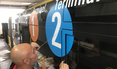 Fahrzeugbeschriftung Busse 21