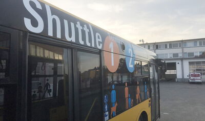 Fahrzeugbeschriftung Busse 18