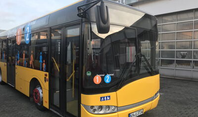 Fahrzeugbeschriftung Busse 19